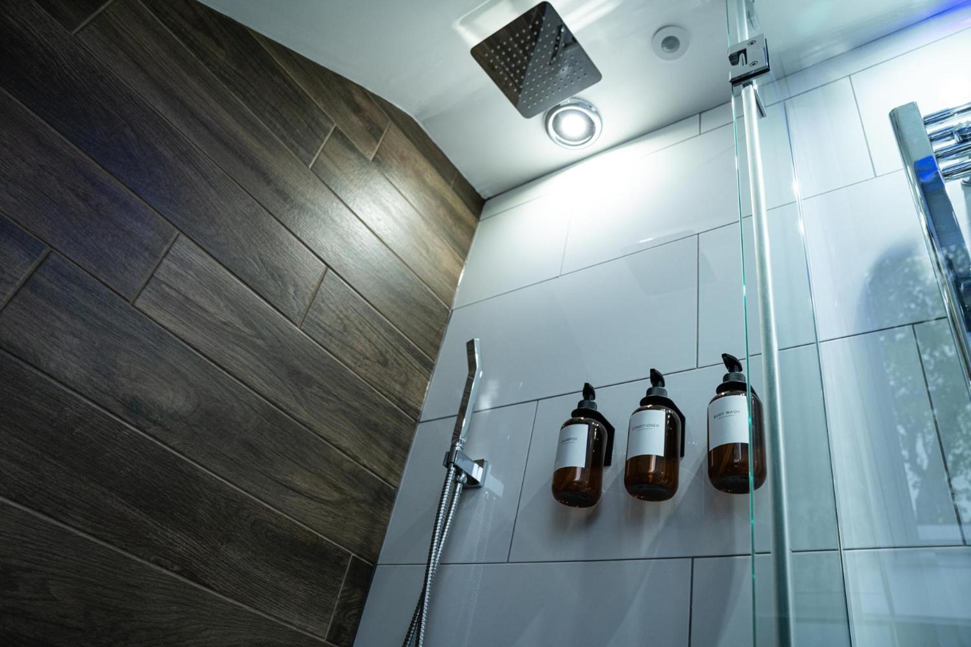 Chestnut Retreat A Stunning Annex Apartment Ossett Kültér fotó